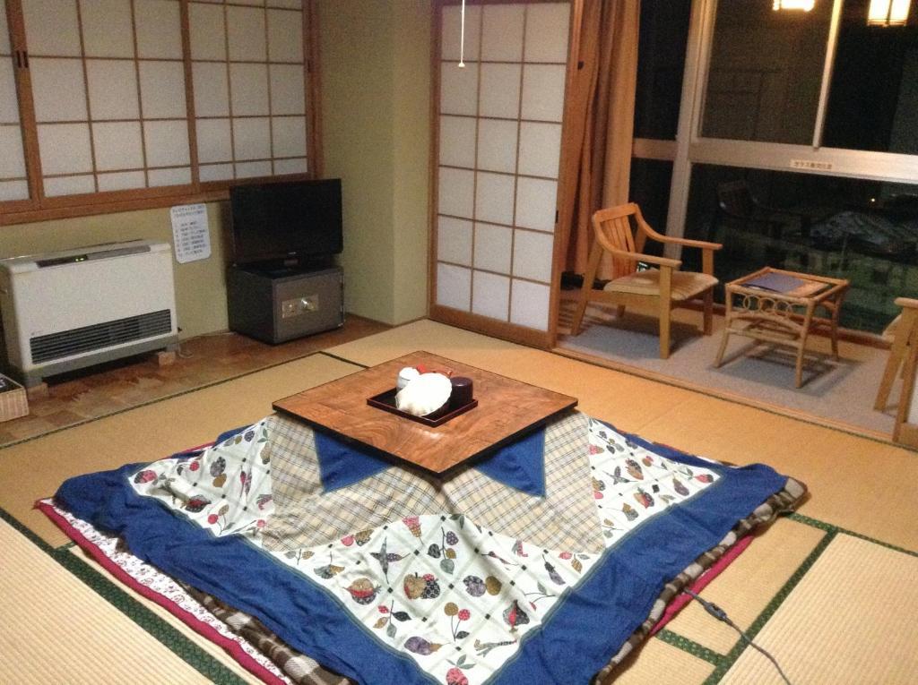 ホテル 門脇館 野沢温泉村 エクステリア 写真